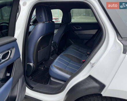 Белый Ленд Ровер Рендж Ровер Велар, объемом двигателя 2 л и пробегом 151 тыс. км за 34800 $, фото 35 на Automoto.ua