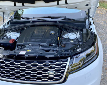 Белый Ленд Ровер Рендж Ровер Велар, объемом двигателя 2 л и пробегом 60 тыс. км за 47500 $, фото 18 на Automoto.ua