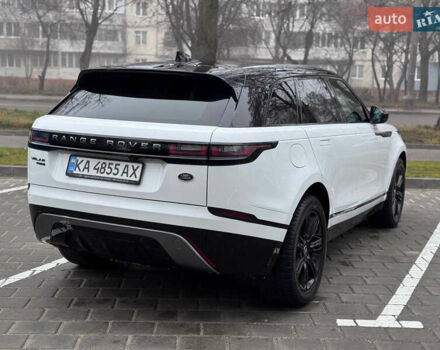 Белый Ленд Ровер Рендж Ровер Велар, объемом двигателя 2 л и пробегом 151 тыс. км за 34800 $, фото 6 на Automoto.ua