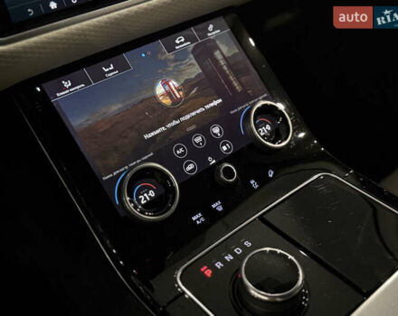 Белый Ленд Ровер Рендж Ровер Велар, объемом двигателя 2 л и пробегом 69 тыс. км за 44500 $, фото 22 на Automoto.ua