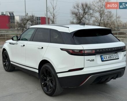 Белый Ленд Ровер Рендж Ровер Велар, объемом двигателя 2 л и пробегом 117 тыс. км за 36900 $, фото 4 на Automoto.ua