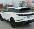 Белый Ленд Ровер Рендж Ровер Велар, объемом двигателя 2 л и пробегом 117 тыс. км за 36900 $, фото 4 на Automoto.ua
