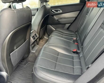 Белый Ленд Ровер Рендж Ровер Велар, объемом двигателя 2 л и пробегом 117 тыс. км за 36900 $, фото 8 на Automoto.ua