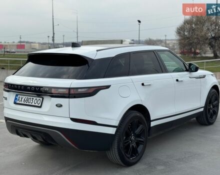Белый Ленд Ровер Рендж Ровер Велар, объемом двигателя 2 л и пробегом 117 тыс. км за 36900 $, фото 3 на Automoto.ua