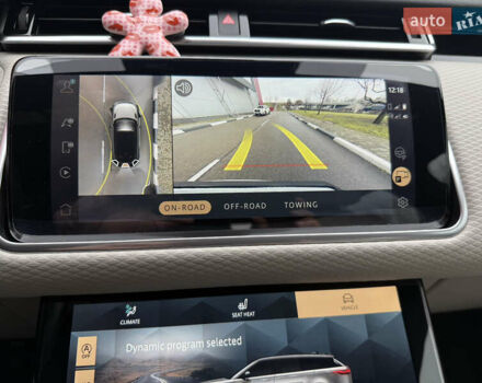 Белый Ленд Ровер Рендж Ровер Велар, объемом двигателя 2 л и пробегом 63 тыс. км за 44999 $, фото 37 на Automoto.ua