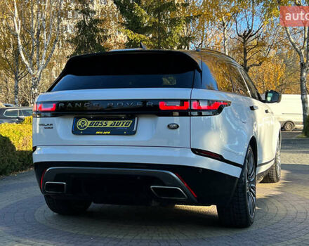 Белый Ленд Ровер Рендж Ровер Велар, объемом двигателя 3 л и пробегом 64 тыс. км за 62999 $, фото 6 на Automoto.ua