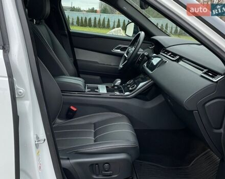 Білий Ленд Ровер Рендж Ровер Велар, об'ємом двигуна 2 л та пробігом 24 тис. км за 42500 $, фото 26 на Automoto.ua