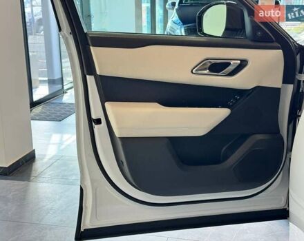 Ленд Ровер Рендж Ровер Велар 2021 в Львове на Automoto.ua Белый Ленд Ровер Рендж Ровер Велар, объемом двигателя 2 л и пробегом 96 тыс. км за 45900 $, фото 19 на Automoto.ua