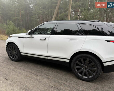 Білий Ленд Ровер Рендж Ровер Велар, об'ємом двигуна 2 л та пробігом 108 тис. км за 44999 $, фото 13 на Automoto.ua