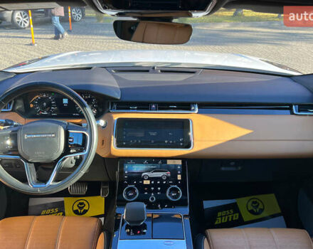 Белый Ленд Ровер Рендж Ровер Велар, объемом двигателя 3 л и пробегом 64 тыс. км за 62999 $, фото 13 на Automoto.ua