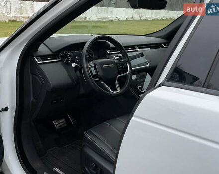 Білий Ленд Ровер Рендж Ровер Велар, об'ємом двигуна 2 л та пробігом 25 тис. км за 45000 $, фото 26 на Automoto.ua