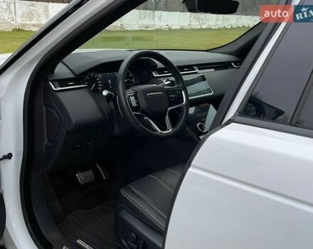 Білий Ленд Ровер Рендж Ровер Велар, об'ємом двигуна 2 л та пробігом 24 тис. км за 42500 $, фото 22 на Automoto.ua
