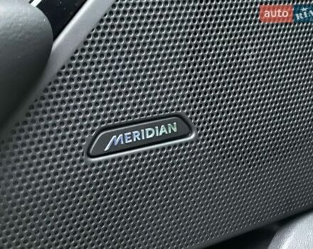 Білий Ленд Ровер Рендж Ровер Велар, об'ємом двигуна 2 л та пробігом 24 тис. км за 42500 $, фото 55 на Automoto.ua