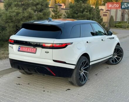 Білий Ленд Ровер Рендж Ровер Велар, об'ємом двигуна 2 л та пробігом 24 тис. км за 42500 $, фото 16 на Automoto.ua