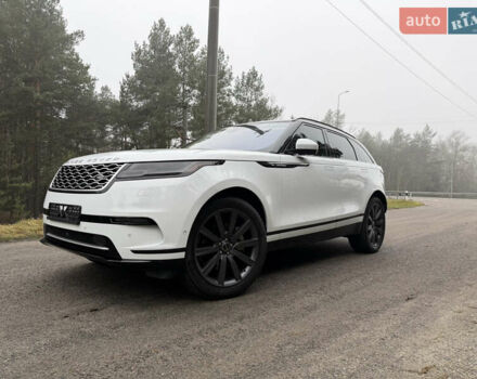Білий Ленд Ровер Рендж Ровер Велар, об'ємом двигуна 2 л та пробігом 108 тис. км за 44999 $, фото 6 на Automoto.ua