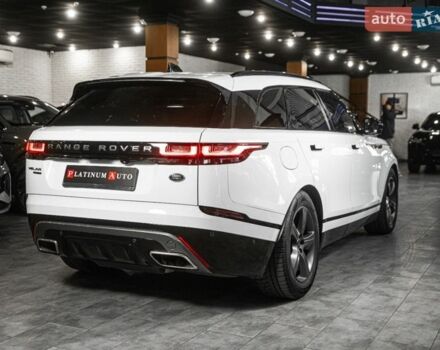 Білий Ленд Ровер Рендж Ровер Велар, об'ємом двигуна 3 л та пробігом 102 тис. км за 48900 $, фото 49 на Automoto.ua