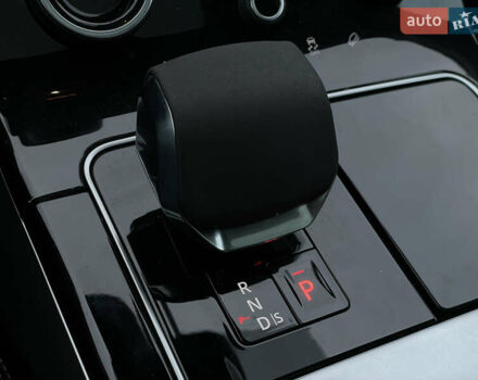 Білий Ленд Ровер Рендж Ровер Велар, об'ємом двигуна 2 л та пробігом 25 тис. км за 45000 $, фото 48 на Automoto.ua