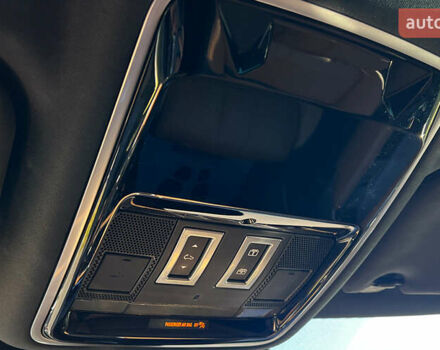 Белый Ленд Ровер Рендж Ровер Велар, объемом двигателя 3 л и пробегом 64 тыс. км за 62999 $, фото 22 на Automoto.ua