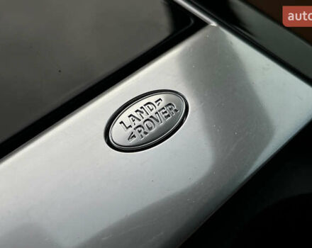 Білий Ленд Ровер Рендж Ровер Велар, об'ємом двигуна 3 л та пробігом 64 тис. км за 58900 $, фото 21 на Automoto.ua