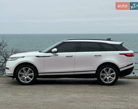 Белый Ленд Ровер Рендж Ровер Велар, объемом двигателя 2 л и пробегом 28 тыс. км за 48900 $, фото 3 на Automoto.ua