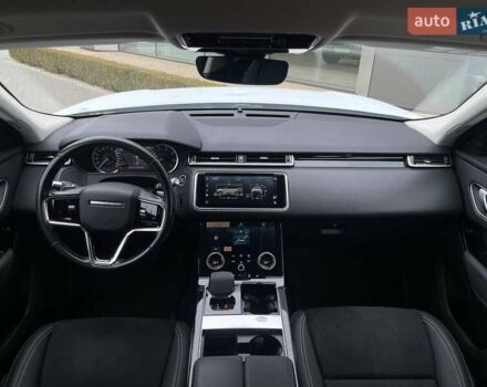 Білий Ленд Ровер Рендж Ровер Велар, об'ємом двигуна 2 л та пробігом 168 тис. км за 42000 $, фото 23 на Automoto.ua