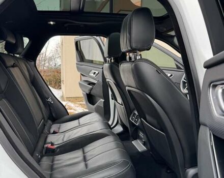 Білий Ленд Ровер Рендж Ровер Велар, об'ємом двигуна 2 л та пробігом 128 тис. км за 38900 $, фото 24 на Automoto.ua