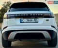 Белый Ленд Ровер Рендж Ровер Велар, объемом двигателя 2 л и пробегом 113 тыс. км за 41999 $, фото 10 на Automoto.ua