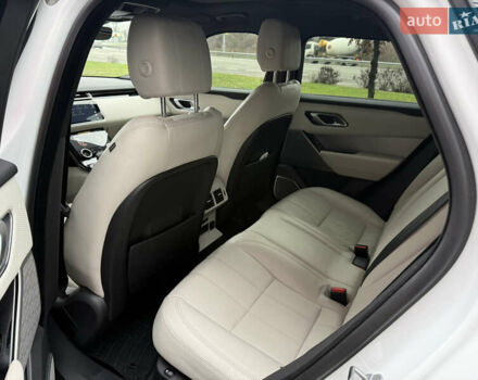 Белый Ленд Ровер Рендж Ровер Велар, объемом двигателя 2 л и пробегом 60 тыс. км за 44999 $, фото 21 на Automoto.ua