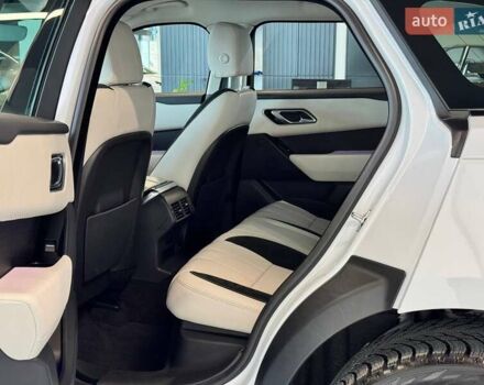Ленд Ровер Рендж Ровер Велар 2021 в Львове на Automoto.ua Белый Ленд Ровер Рендж Ровер Велар, объемом двигателя 2 л и пробегом 96 тыс. км за 45900 $, фото 31 на Automoto.ua