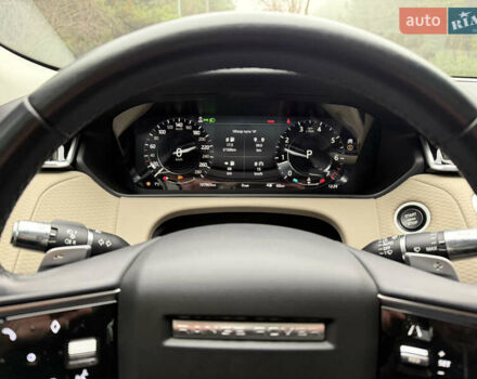Білий Ленд Ровер Рендж Ровер Велар, об'ємом двигуна 2 л та пробігом 108 тис. км за 44999 $, фото 49 на Automoto.ua
