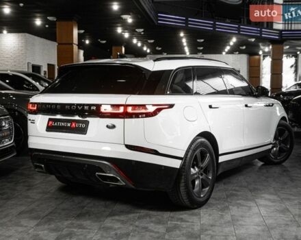 Білий Ленд Ровер Рендж Ровер Велар, об'ємом двигуна 3 л та пробігом 102 тис. км за 48900 $, фото 22 на Automoto.ua