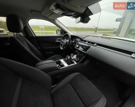 Білий Ленд Ровер Рендж Ровер Велар, об'ємом двигуна 2 л та пробігом 168 тис. км за 42000 $, фото 24 на Automoto.ua