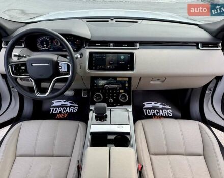 Белый Ленд Ровер Рендж Ровер Велар, объемом двигателя 2 л и пробегом 68 тыс. км за 57500 $, фото 60 на Automoto.ua