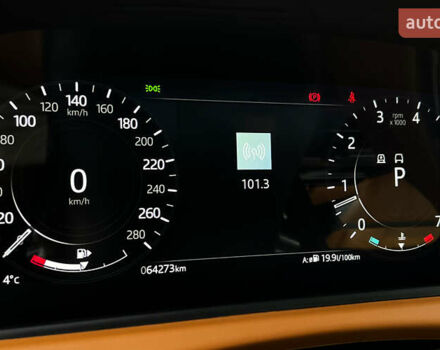 Білий Ленд Ровер Рендж Ровер Велар, об'ємом двигуна 3 л та пробігом 64 тис. км за 58900 $, фото 15 на Automoto.ua