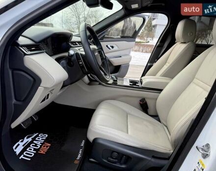 Белый Ленд Ровер Рендж Ровер Велар, объемом двигателя 2 л и пробегом 68 тыс. км за 57500 $, фото 55 на Automoto.ua