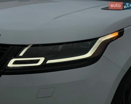 Білий Ленд Ровер Рендж Ровер Велар, об'ємом двигуна 2 л та пробігом 24 тис. км за 42500 $, фото 36 на Automoto.ua