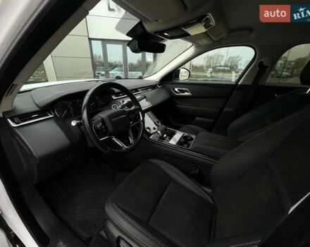 Білий Ленд Ровер Рендж Ровер Велар, об'ємом двигуна 2 л та пробігом 168 тис. км за 42000 $, фото 19 на Automoto.ua