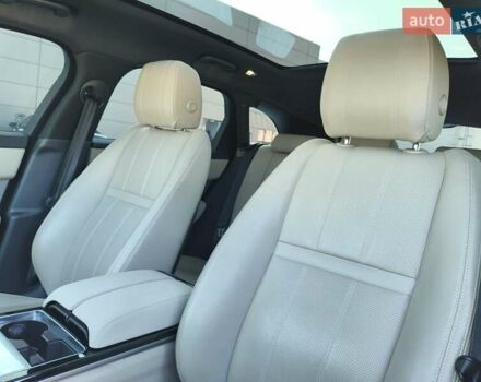 Белый Ленд Ровер Рендж Ровер Велар, объемом двигателя 2 л и пробегом 37 тыс. км за 51783 $, фото 34 на Automoto.ua