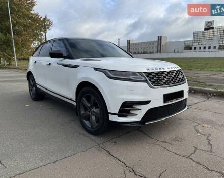 Белый Ленд Ровер Рендж Ровер Велар, объемом двигателя 2 л и пробегом 92 тыс. км за 48000 $, фото 3 на Automoto.ua