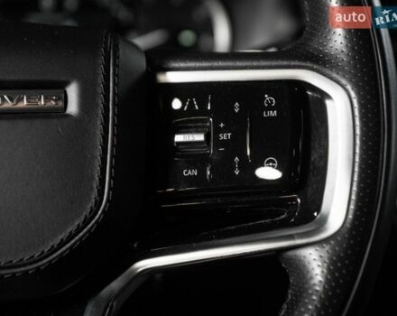 Білий Ленд Ровер Рендж Ровер Велар, об'ємом двигуна 3 л та пробігом 102 тис. км за 48900 $, фото 76 на Automoto.ua