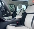 Белый Ленд Ровер Рендж Ровер Велар, объемом двигателя 2 л и пробегом 104 тыс. км за 37700 $, фото 8 на Automoto.ua