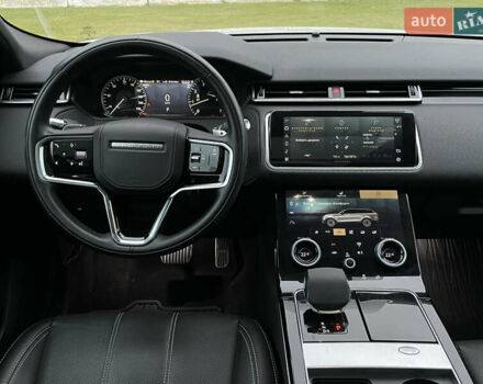 Білий Ленд Ровер Рендж Ровер Велар, об'ємом двигуна 2 л та пробігом 25 тис. км за 45000 $, фото 21 на Automoto.ua