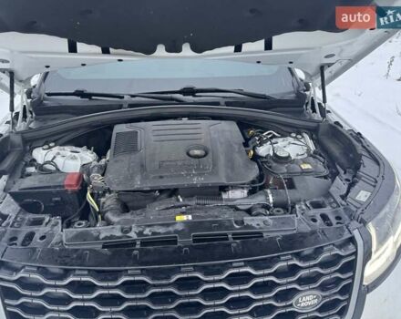 Білий Ленд Ровер Рендж Ровер Велар, об'ємом двигуна 2 л та пробігом 94 тис. км за 46000 $, фото 17 на Automoto.ua