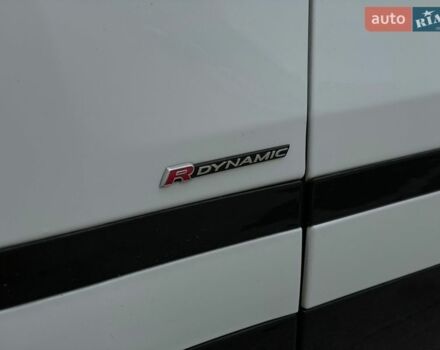 Білий Ленд Ровер Рендж Ровер Велар, об'ємом двигуна 2 л та пробігом 24 тис. км за 42500 $, фото 35 на Automoto.ua