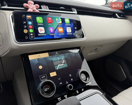 Білий Ленд Ровер Рендж Ровер Велар, об'ємом двигуна 2 л та пробігом 60 тис. км за 44900 $, фото 29 на Automoto.ua