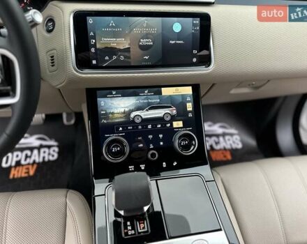 Белый Ленд Ровер Рендж Ровер Велар, объемом двигателя 2 л и пробегом 68 тыс. км за 57500 $, фото 67 на Automoto.ua