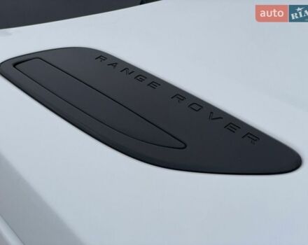 Білий Ленд Ровер Рендж Ровер Велар, об'ємом двигуна 2 л та пробігом 24 тис. км за 42500 $, фото 58 на Automoto.ua