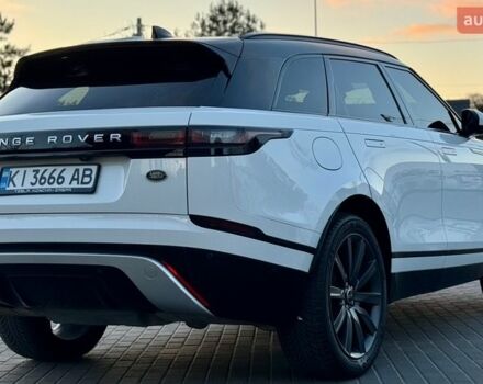 Белый Ленд Ровер Рендж Ровер Велар, объемом двигателя 2 л и пробегом 113 тыс. км за 41999 $, фото 12 на Automoto.ua