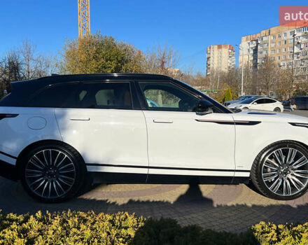 Белый Ленд Ровер Рендж Ровер Велар, объемом двигателя 3 л и пробегом 64 тыс. км за 62999 $, фото 7 на Automoto.ua