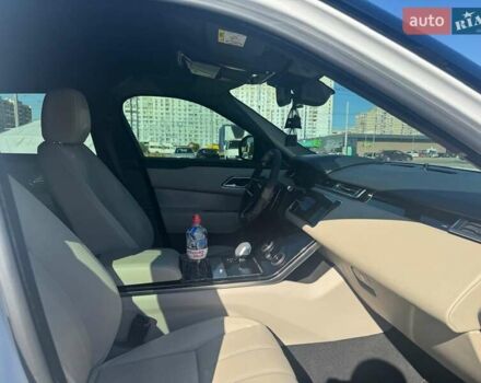 Ленд Ровер Рендж Ровер Велар 2021 в Киеве на Automoto.ua Белый Ленд Ровер Рендж Ровер Велар, объемом двигателя 2 л и пробегом 92 тыс. км за 45300 $, фото 13 на Automoto.ua
